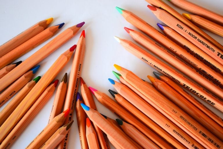 彩色铅笔技术增强您的绘画迅速